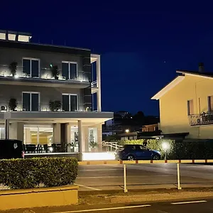 Paradiso Otel